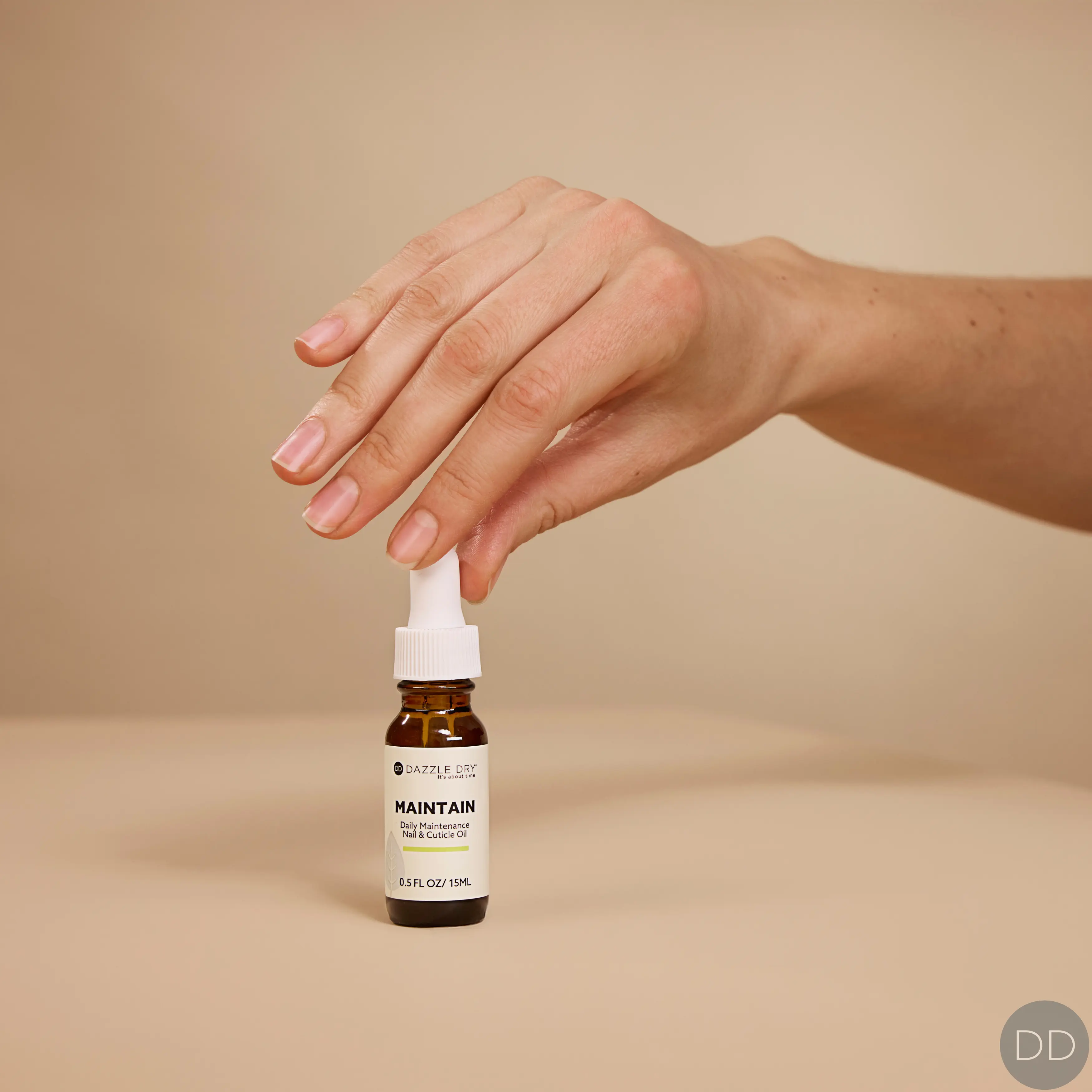 MAINTAIN Daily Maintenance Nail & Cuticle Oil - Image 3
